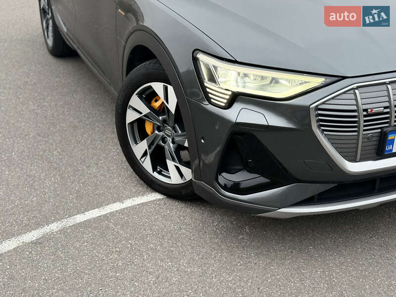 Внедорожник / Кроссовер Audi e-tron Sportback 2020 в Киеве