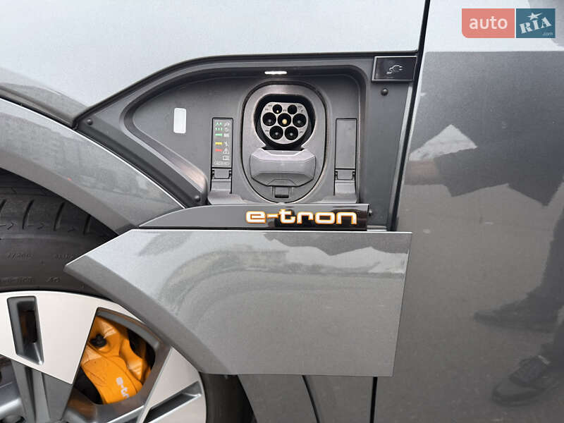 Внедорожник / Кроссовер Audi e-tron Sportback 2020 в Киеве