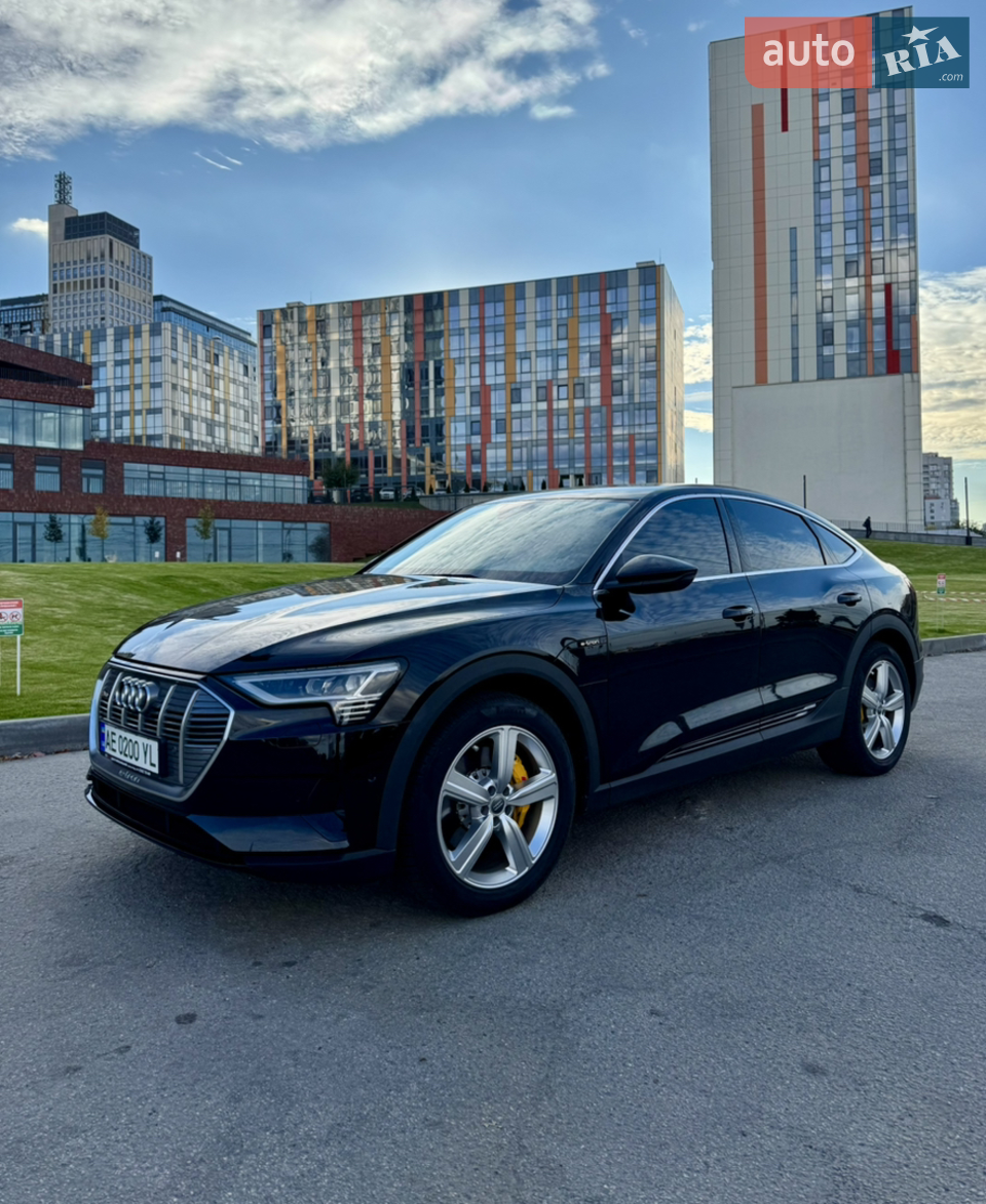 2020 Audi e-tron Sportback - мініатюра 23