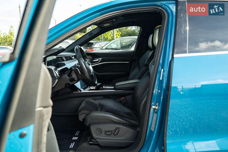 Позашляховик / Кросовер Audi e-tron Sportback 2020 в Чернівцях фото 24 Позашляховик / Кросовер Audi e-tron Sportback 2020 в Чернівцях