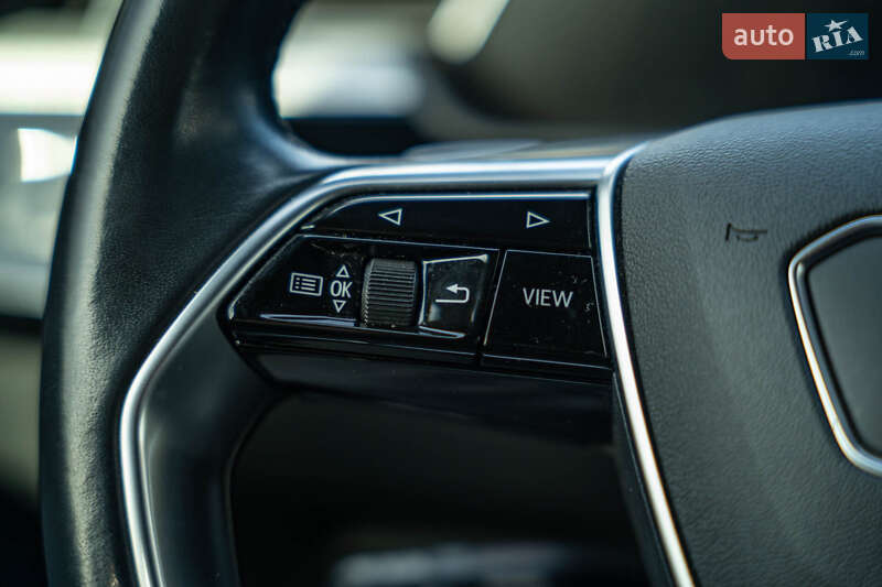 Позашляховик / Кросовер Audi e-tron Sportback 2020 в Чернівцях фото 36 Позашляховик / Кросовер Audi e-tron Sportback 2020 в Чернівцях