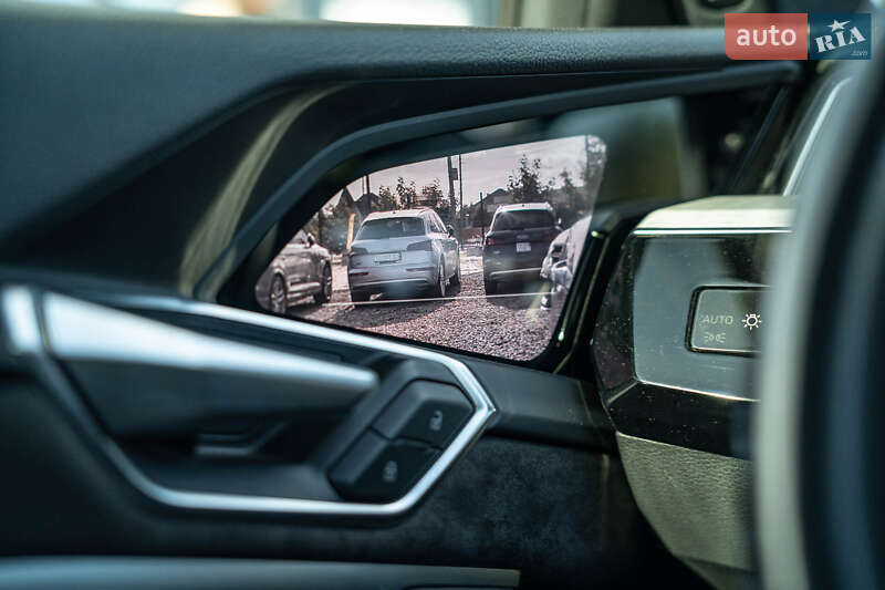Позашляховик / Кросовер Audi e-tron Sportback 2020 в Чернівцях фото 25 Позашляховик / Кросовер Audi e-tron Sportback 2020 в Чернівцях