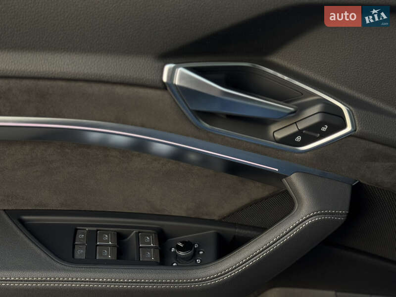 Позашляховик / Кросовер Audi e-tron Sportback 2020 в Тернополі фото 83 Позашляховик / Кросовер Audi e-tron Sportback 2020 в Тернополі