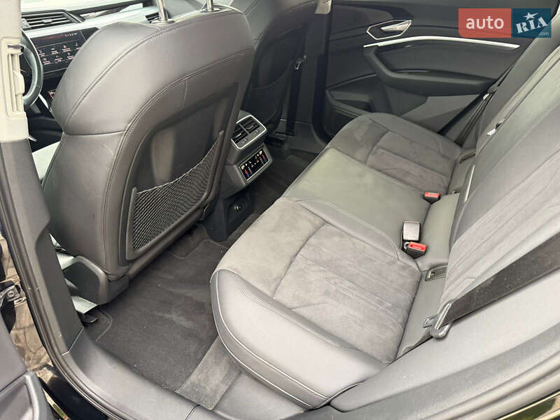 Позашляховик / Кросовер Audi e-tron Sportback 2022 в Чернівцях фото 44 Позашляховик / Кросовер Audi e-tron Sportback 2022 в Чернівцях
