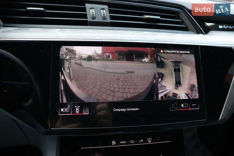 Позашляховик / Кросовер Audi e-tron Sportback 2023 в Львові