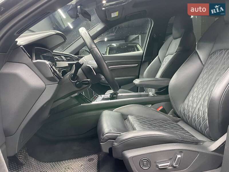 Позашляховик / Кросовер Audi e-tron Sportback 2020 в Чернівцях фото 9 Позашляховик / Кросовер Audi e-tron Sportback 2020 в Чернівцях