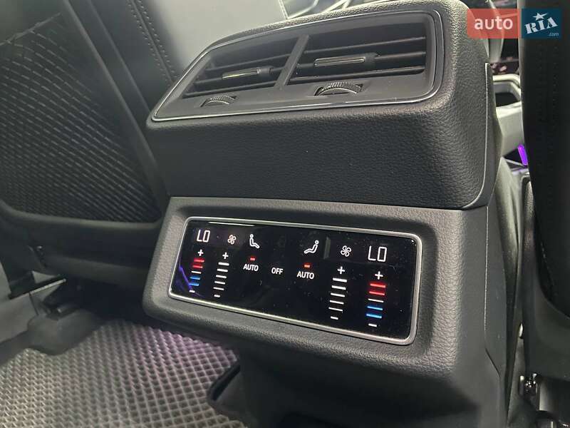 Позашляховик / Кросовер Audi e-tron Sportback 2020 в Чернівцях фото 15 Позашляховик / Кросовер Audi e-tron Sportback 2020 в Чернівцях