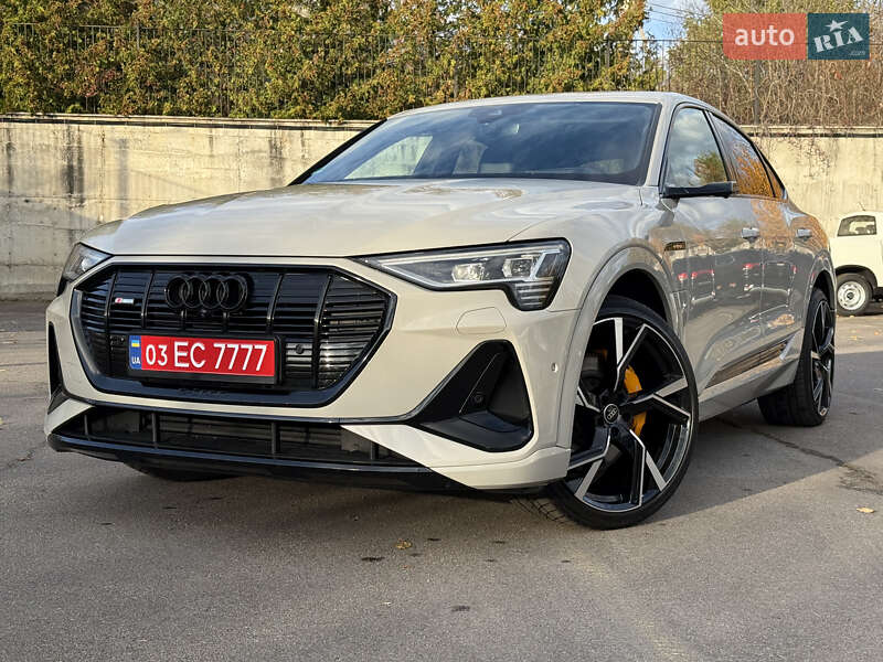 Внедорожник / Кроссовер Audi e-tron Sportback 2021 в Ровно