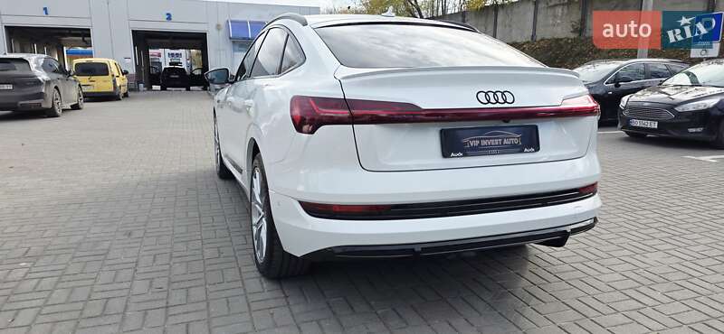 Позашляховик / Кросовер Audi e-tron Sportback 2023 в Тернополі