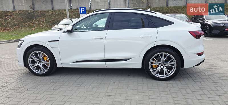 Позашляховик / Кросовер Audi e-tron Sportback 2023 в Тернополі