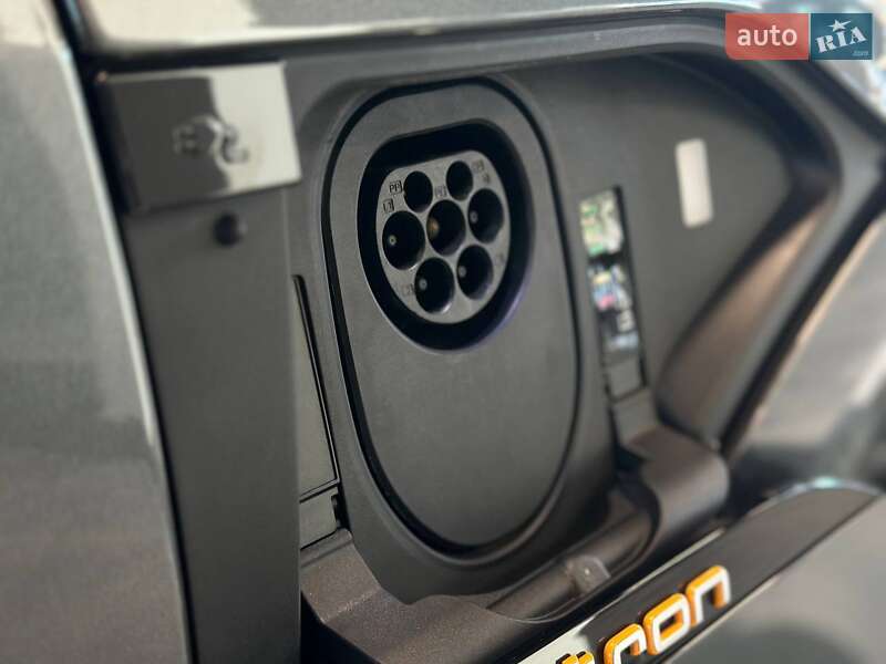 Внедорожник / Кроссовер Audi e-tron Sportback 2020 в Львове