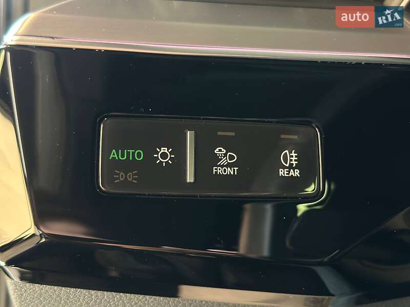 Внедорожник / Кроссовер Audi e-tron Sportback 2020 в Львове