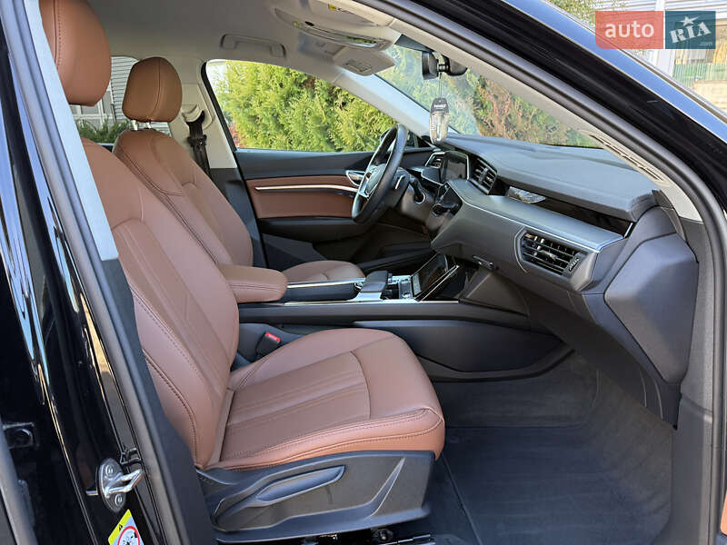 Внедорожник / Кроссовер Audi e-tron Sportback 2022 в Ровно фото 45 Внедорожник / Кроссовер Audi e-tron Sportback 2022 в Ровно