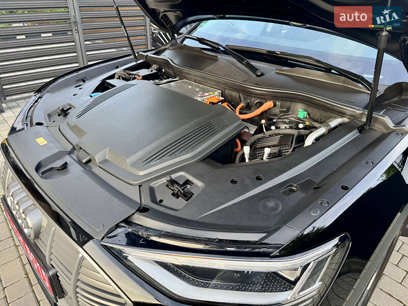 Внедорожник / Кроссовер Audi e-tron Sportback 2022 в Ивано-Франковске фото 80 Внедорожник / Кроссовер Audi e-tron Sportback 2022 в Ивано-Франковске