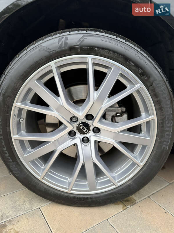 Позашляховик / Кросовер Audi e-tron Sportback 2023 в Чернівцях