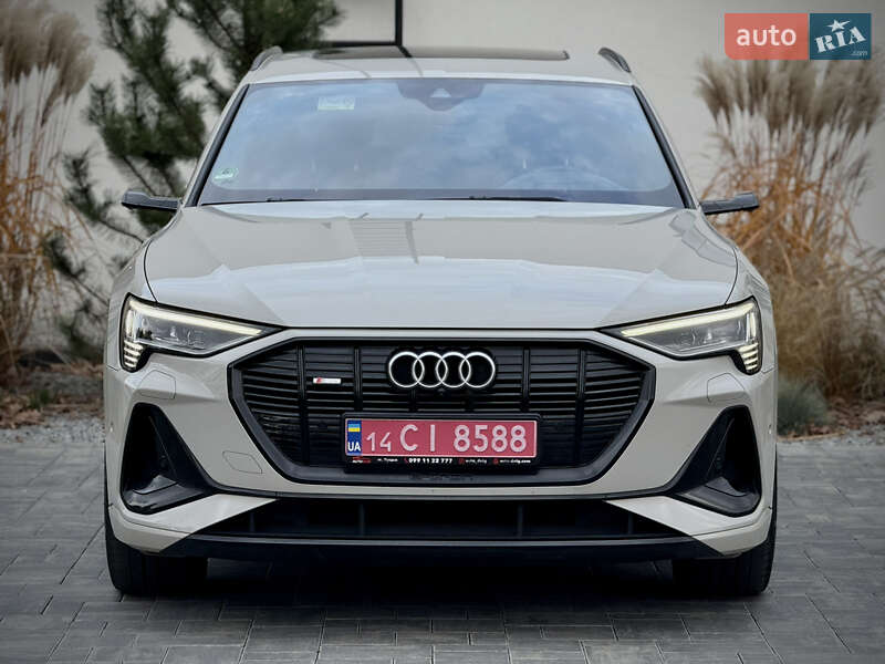 Позашляховик / Кросовер Audi e-tron Sportback 2021 в Луцьку