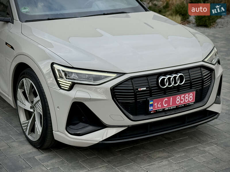Позашляховик / Кросовер Audi e-tron Sportback 2021 в Луцьку