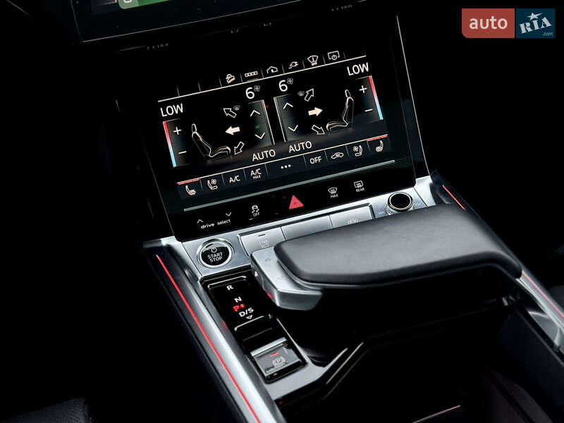 Позашляховик / Кросовер Audi e-tron Sportback 2021 в Луцьку