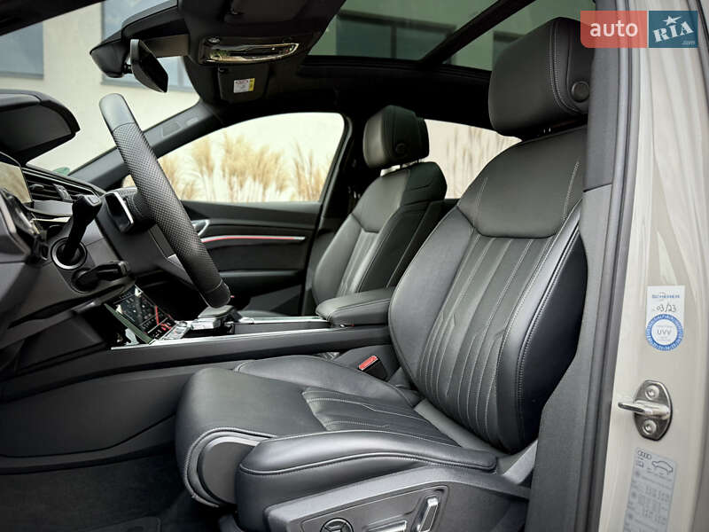 Позашляховик / Кросовер Audi e-tron Sportback 2021 в Луцьку