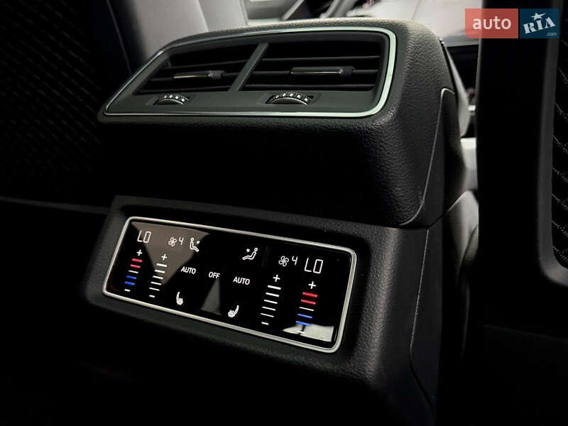 Позашляховик / Кросовер Audi e-tron Sportback 2021 в Луцьку