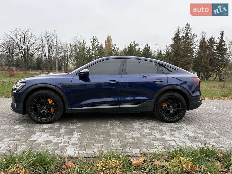 Позашляховик / Кросовер Audi e-tron Sportback 2022 в Києві фото 5 Позашляховик / Кросовер Audi e-tron Sportback 2022 в Києві
