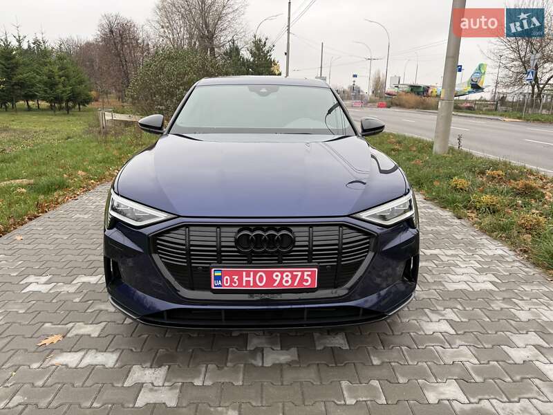 Позашляховик / Кросовер Audi e-tron Sportback 2022 в Києві фото 18 Позашляховик / Кросовер Audi e-tron Sportback 2022 в Києві