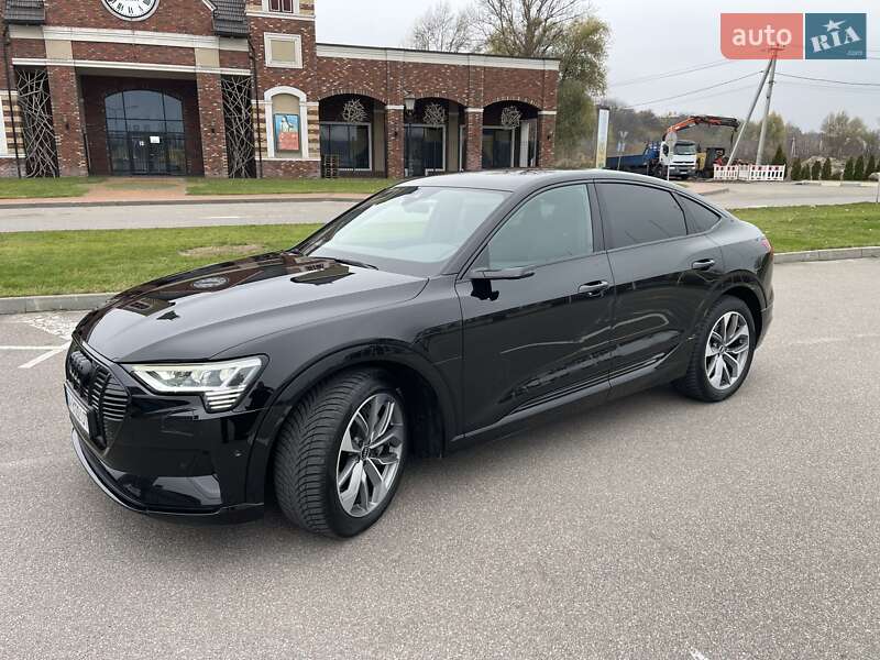 Внедорожник / Кроссовер Audi e-tron Sportback 2021 в Киеве