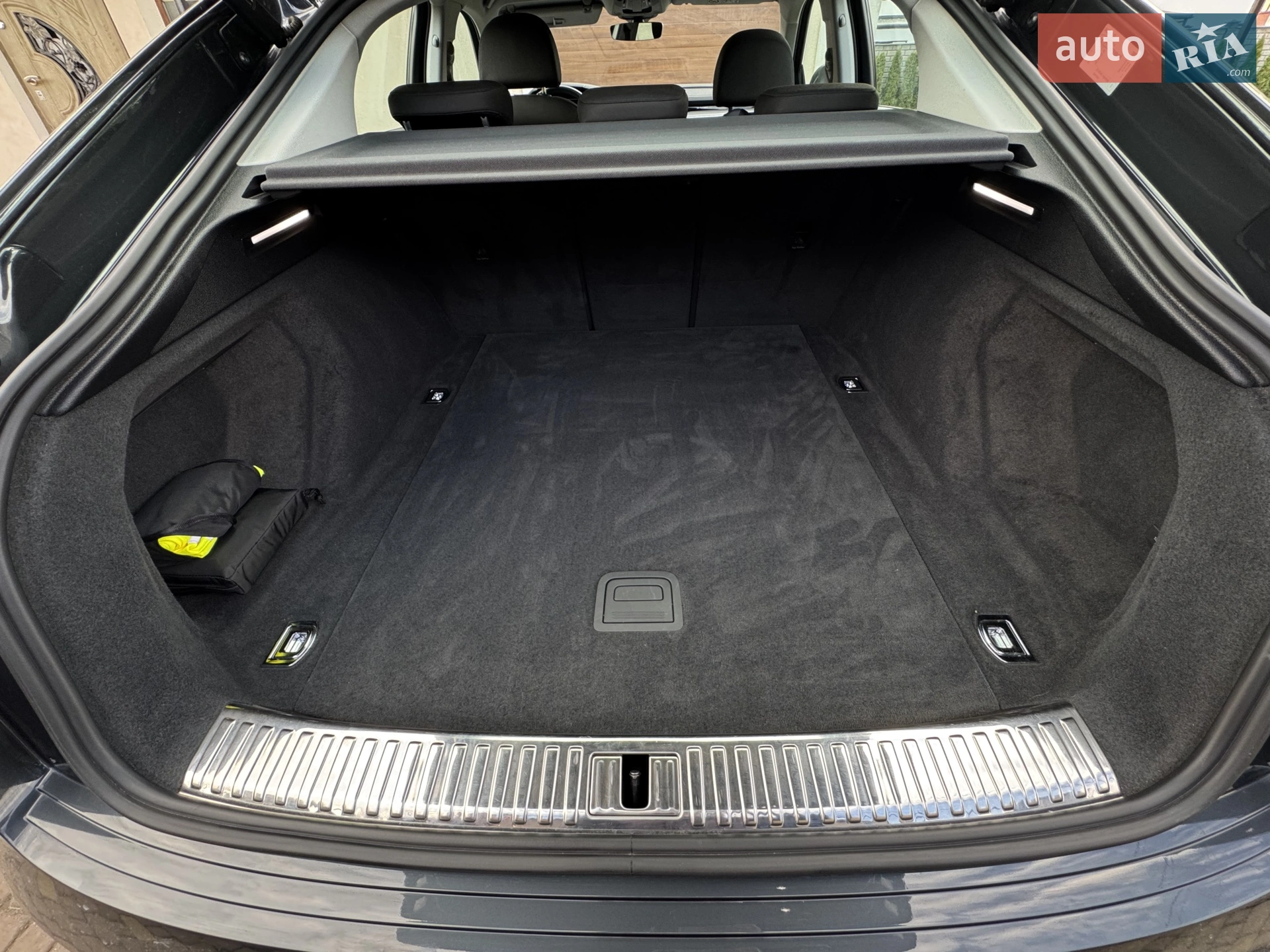 2023 Audi e-tron Sportback - мініатюра 22