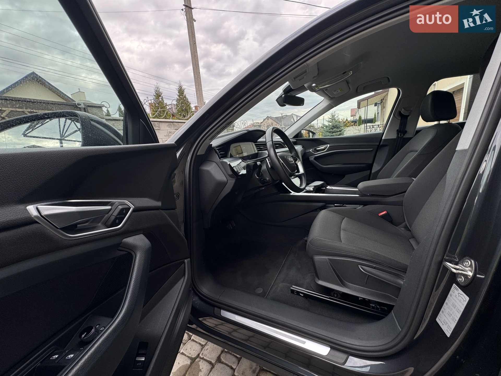 2023 Audi e-tron Sportback - мініатюра 24
