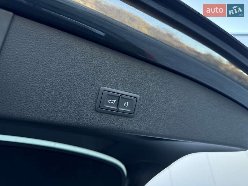 Внедорожник / Кроссовер Audi e-tron Sportback 2022 в Мукачево