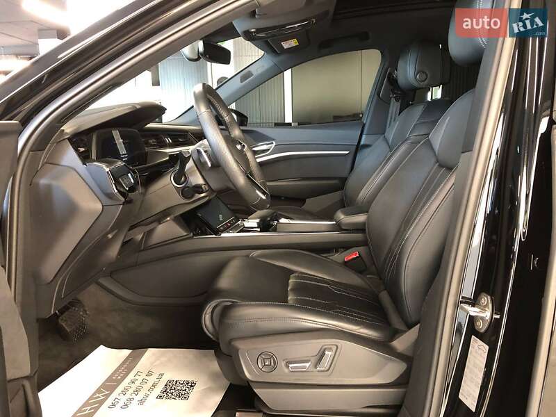 Позашляховик / Кросовер Audi e-tron Sportback 2021 в Львові