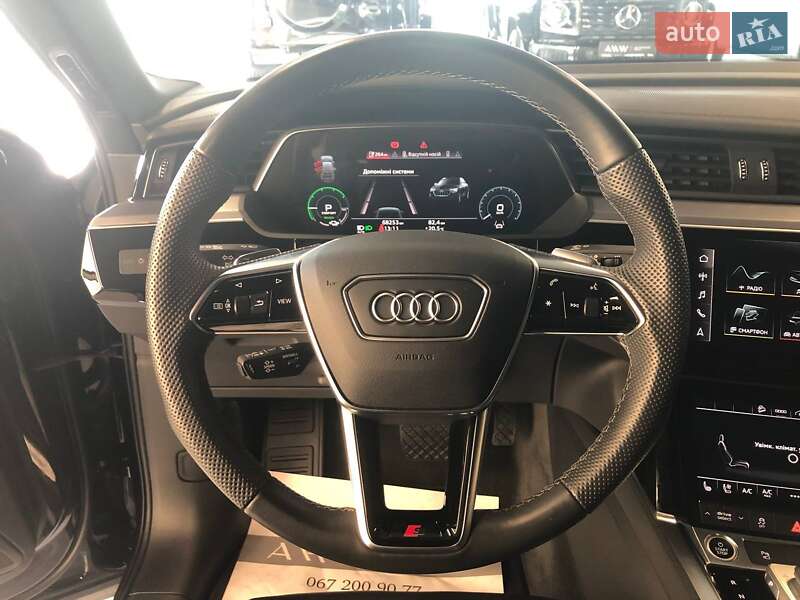 Позашляховик / Кросовер Audi e-tron Sportback 2021 в Львові