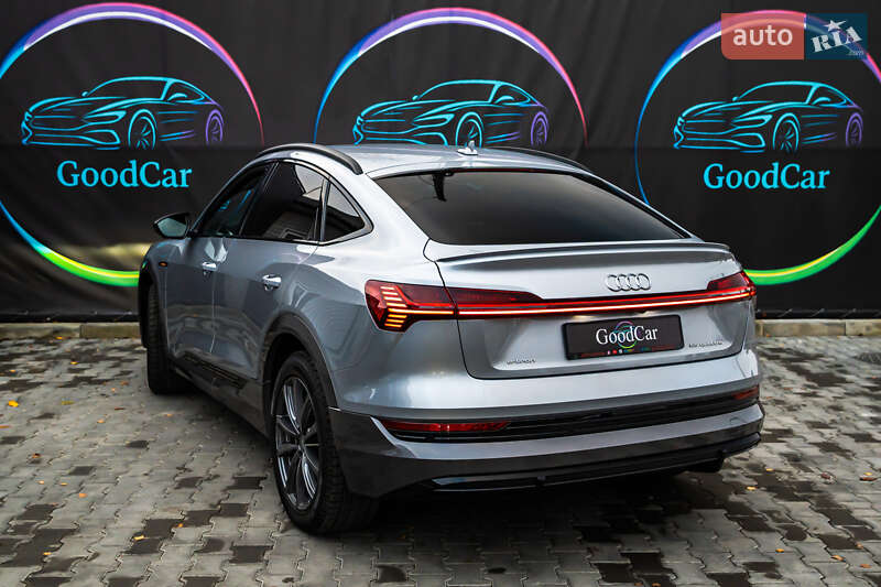 Позашляховик / Кросовер Audi e-tron Sportback 2020 в Луцьку