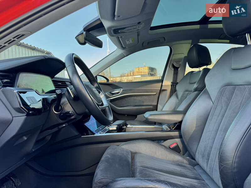 Позашляховик / Кросовер Audi e-tron Sportback 2021 в Львові фото 16 Позашляховик / Кросовер Audi e-tron Sportback 2021 в Львові