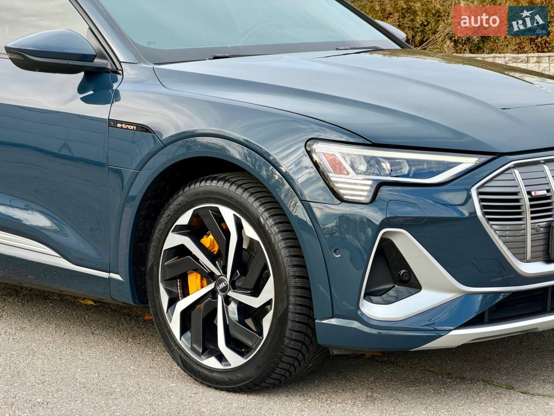 2020 Audi e-tron Sportback - мініатюра 4