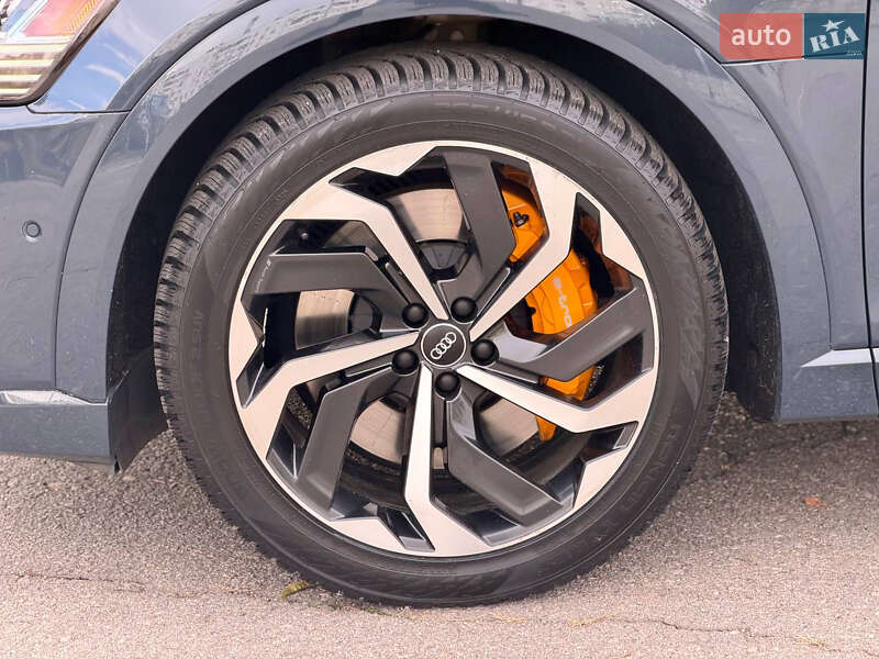 Внедорожник / Кроссовер Audi e-tron Sportback 2020 в Киеве фото 12 Внедорожник / Кроссовер Audi e-tron Sportback 2020 в Киеве