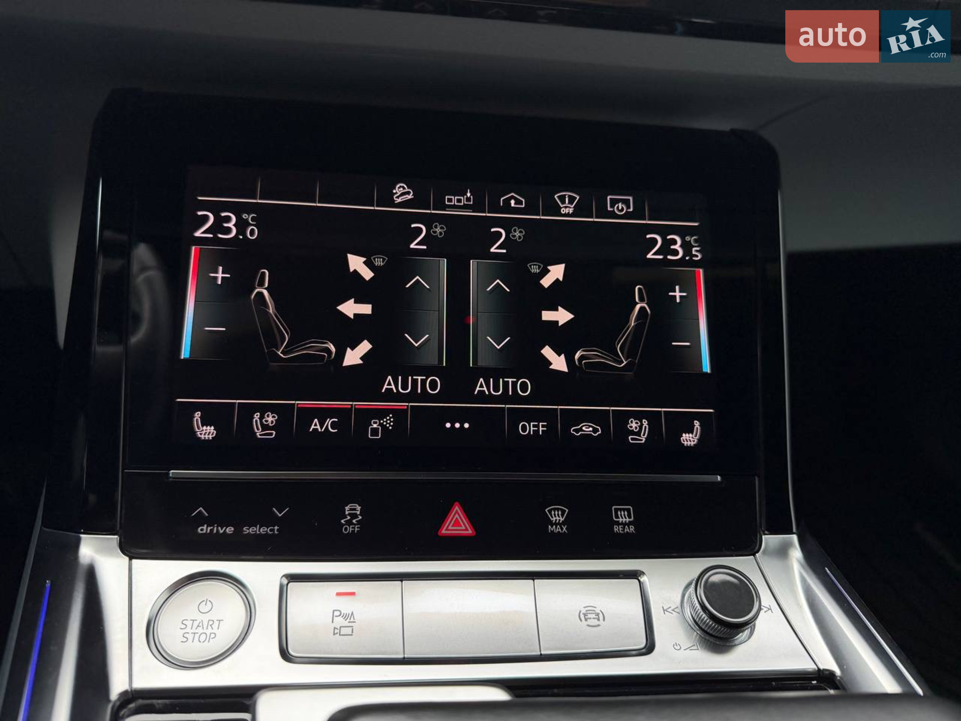 2020 Audi e-tron Sportback - мініатюра 39