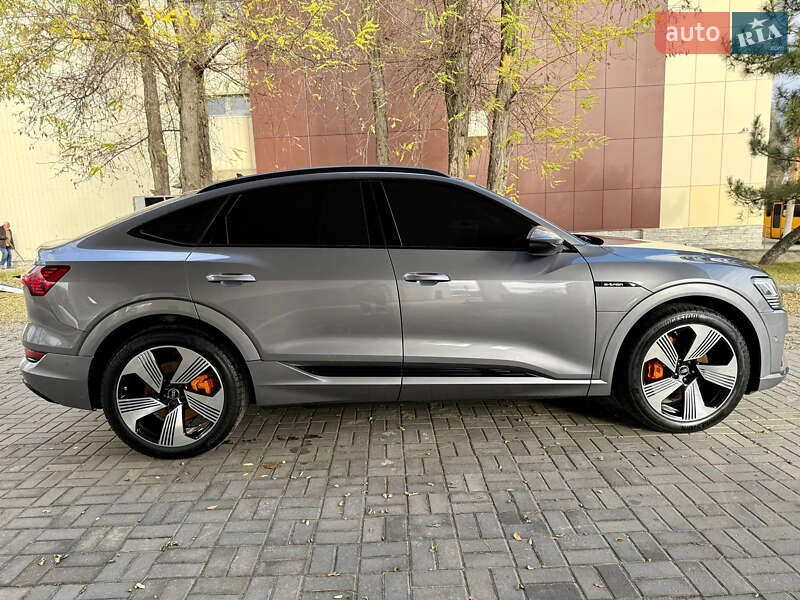 Внедорожник / Кроссовер Audi e-tron Sportback 2022 в Днепре