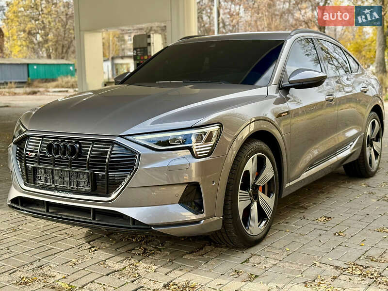 Внедорожник / Кроссовер Audi e-tron Sportback 2022 в Днепре