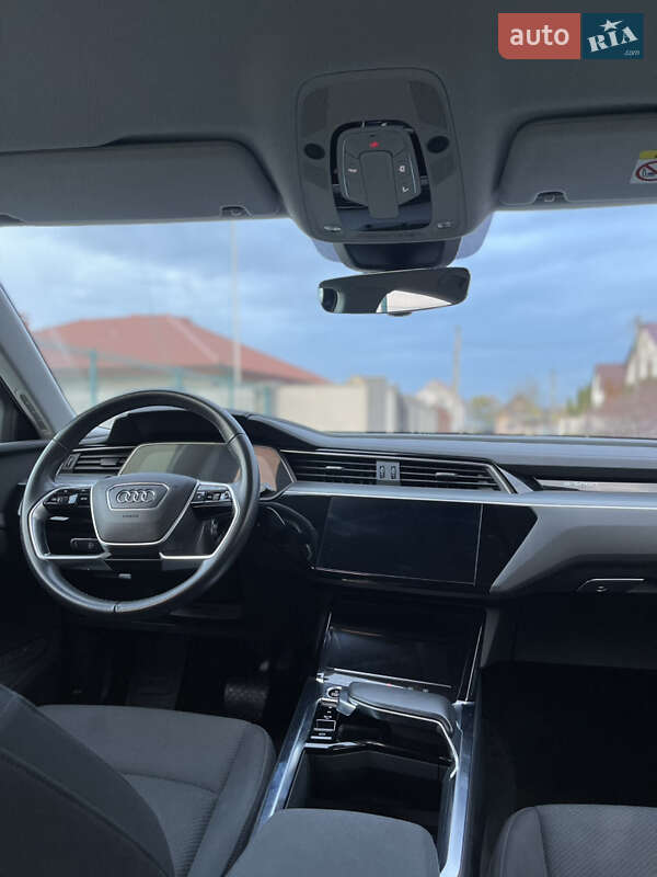 Внедорожник / Кроссовер Audi e-tron Sportback 2020 в Ужгороде фото 45 Внедорожник / Кроссовер Audi e-tron Sportback 2020 в Ужгороде