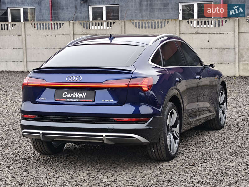 Позашляховик / Кросовер Audi e-tron Sportback 2020 в Луцьку