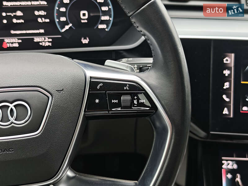 Позашляховик / Кросовер Audi e-tron Sportback 2020 в Луцьку
