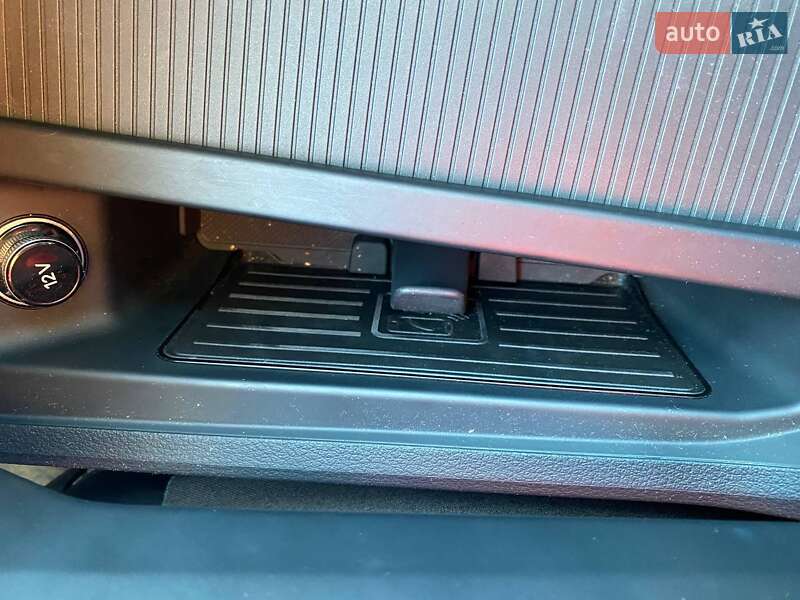 Внедорожник / Кроссовер Audi e-tron Sportback 2020 в Львове