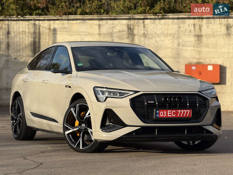 Внедорожник / Кроссовер Audi e-tron Sportback 2021 в Ровно