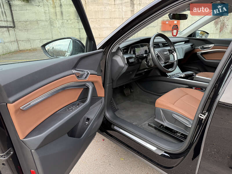 Внедорожник / Кроссовер Audi e-tron Sportback 2022 в Ровно