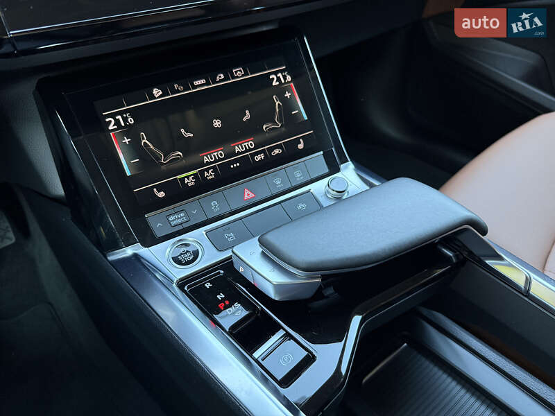 Внедорожник / Кроссовер Audi e-tron Sportback 2022 в Ровно