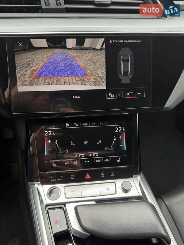 Внедорожник / Кроссовер Audi e-tron Sportback 2021 в Иршаве