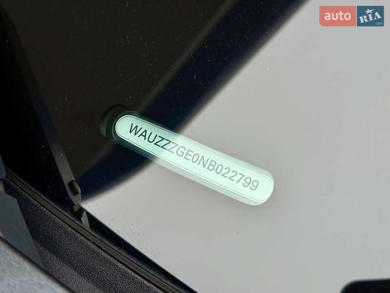 Позашляховик / Кросовер Audi e-tron Sportback 2022 в Дніпрі