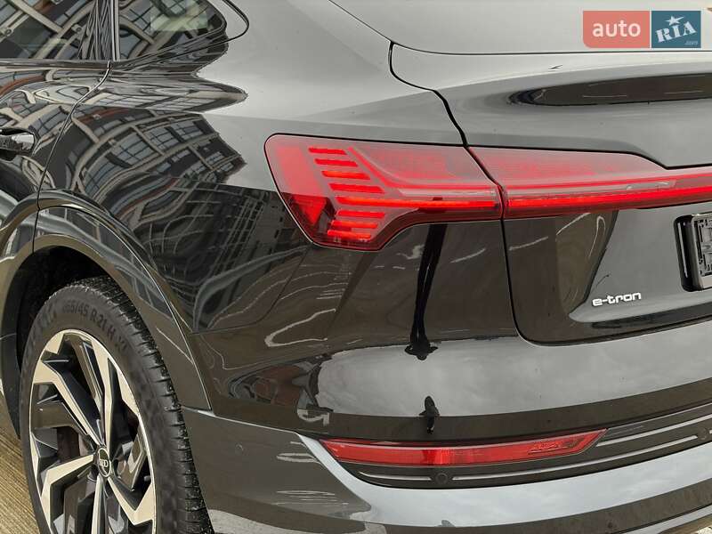 Внедорожник / Кроссовер Audi e-tron Sportback 2021 в Мукачево