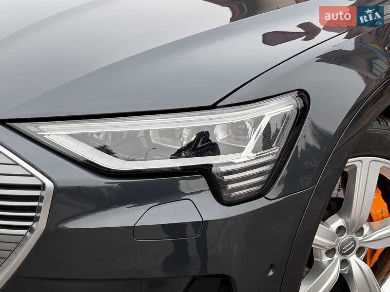 Позашляховик / Кросовер Audi e-tron Sportback 2021 в Тернополі